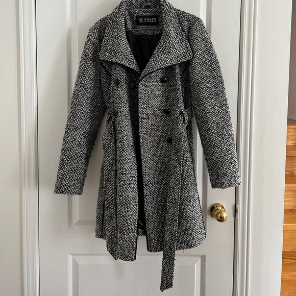 Guess Jacket - Large - Picture 4 of 5